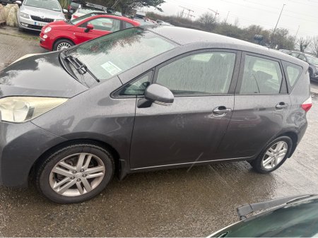 2011 Toyota Verso-S 1.33 LUNA 4DR €5,750 thumbnail