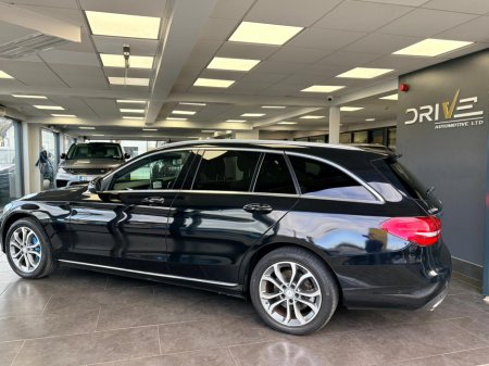 2016 Mercedes-Benz C Class - thumbnail 3