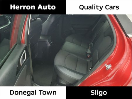 2023 Kia XCeed PHEV 1.6 AUTO *Free Charger* €25,900