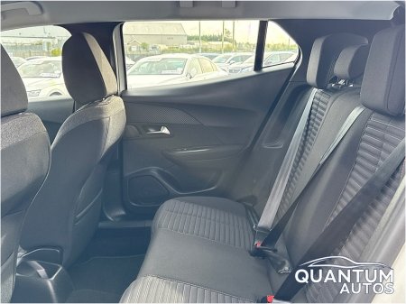 2022 Peugeot 2008 - thumbnail 14