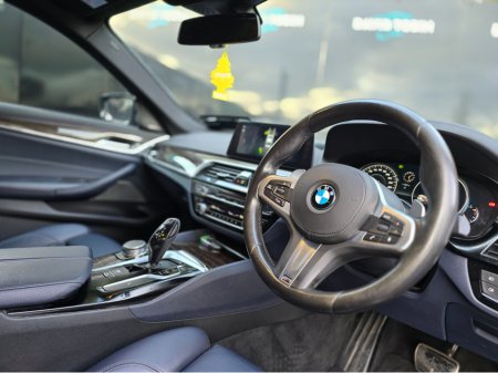 2017 BMW 5 Series - thumbnail 21