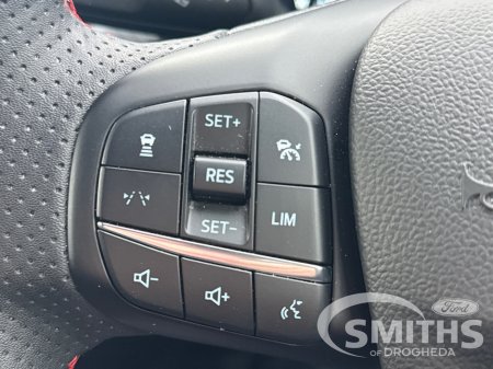 2024 Ford Kuga ST-LINE X 2.5 PHEV 225PS €36,950 thumbnail