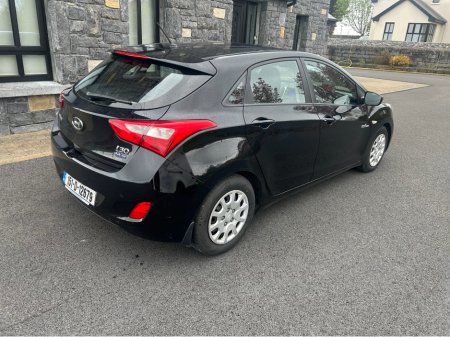 2015 Hyundai i30 - thumbnail 4