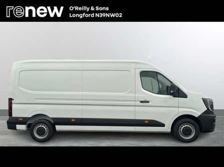 2026 Renault Master 130BHP START LM35 €34,390