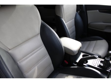 2016 Kia Sorento - thumbnail 12