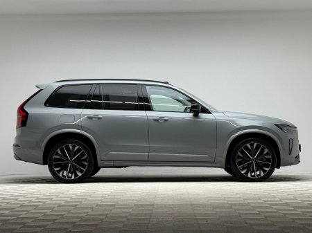 2025 Volvo XC90 ULTRA DARK T8 RECHARGE 2.0 PHEV AWD *7 SEATER* €84,990 thumbnail