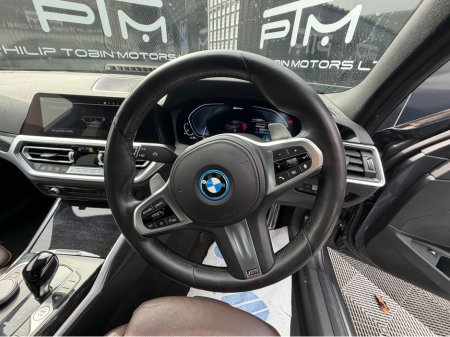 2021 BMW 3 Series - thumbnail 24