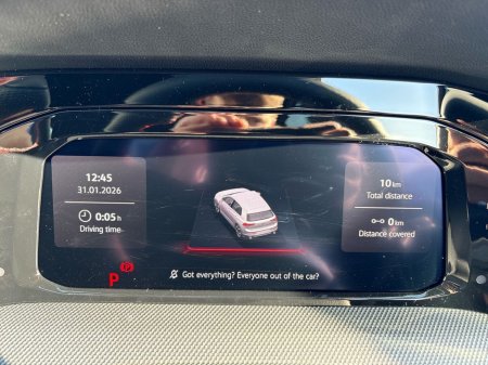 2026 Volkswagen Golf *DEMO* GTI 2.0 TSI 265HP €62,975 thumbnail