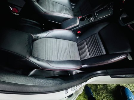 2016 Mercedes-Benz A Class - thumbnail 7