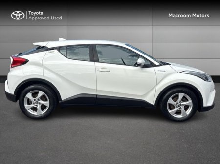 2018 Toyota C-HR - thumbnail 3