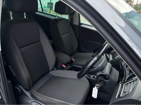 2017 Volkswagen Tiguan COMFORTLINE 2.0 TDI 115BHP 115HP MANUAL 6SPEED FWD 4 €18,250