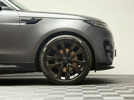 2026 Land Rover Range Rover Sport - thumbnail 9