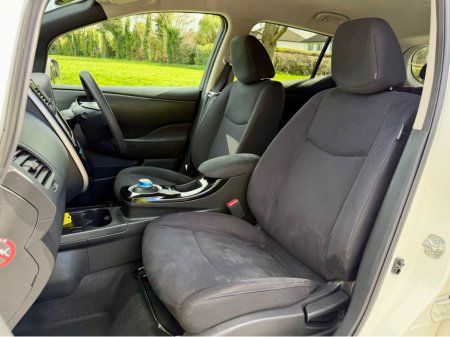 2015 Nissan Leaf - thumbnail 22