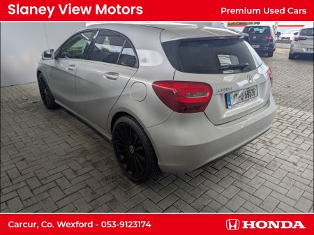 2017 Mercedes-Benz A Class A180 D SE 5DR AUTO €16,950