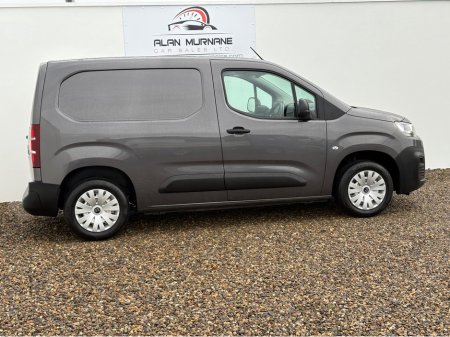 2023 Citroen Berlingo 100BHP ENTERPRISE MODEL 6 SPEED AS NEW CONDITION €17,950 thumbnail