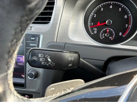 2014 Volkswagen Golf - thumbnail 19