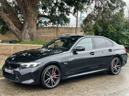 2023 BMW 3 Series M SPORT..AUTO..HYBRID..HEATED SEATS..APPLE CARPLAY €32,950 thumbnail