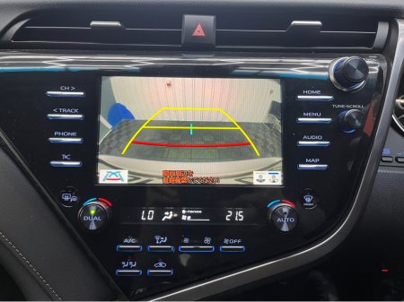 2020 Toyota Camry - thumbnail 21