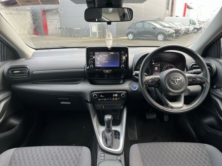 2021 Toyota Yaris - thumbnail 8