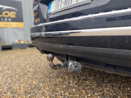 2016 Volkswagen Touareg - thumbnail 25