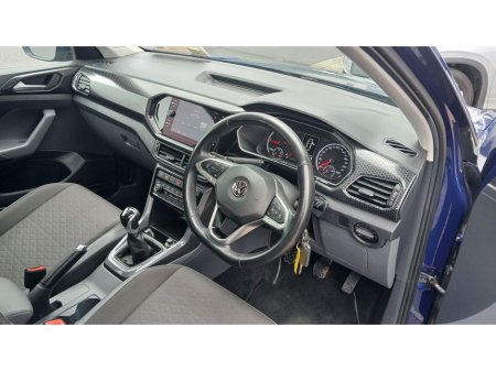 2020 Volkswagen T-Cross R-Line 1.6 TDI 95HP *REAR VIEW CAMERA, BLUETOOTH, FINANCE AVAILABLE* €19,995