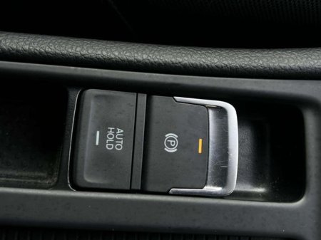 2019 Volkswagen Golf 2.0 TDI Automatic €23,995 thumbnail