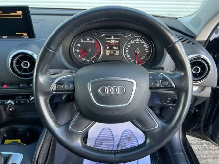 2016 Audi A3 S-LINE PACK 1.4 TFSI AUTO // FULL SERVICE HISTORY // NEW 19