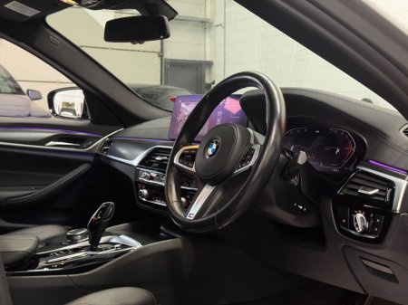 2020 BMW 5 Series - thumbnail 18