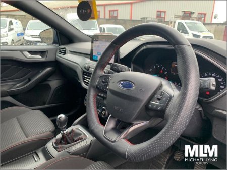 2023 Ford Focus - thumbnail 13