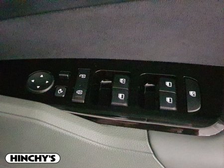 2024 Kia Sportage Anniversary Edition Plug-in Hybrid €38,900 thumbnail