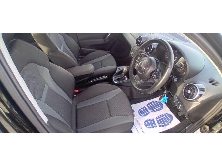 2016 Audi A1 - thumbnail 10