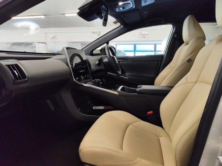 2023 Toyota bZ4X SPORT 4DR AUTO €32,950 thumbnail