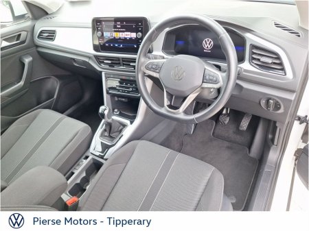 2024 Volkswagen T-Roc T-ROC LIFE 2.0 TDI M6F 116HP €31,950