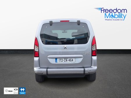 2017 Peugeot Partner - thumbnail 12