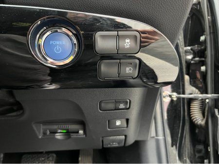 2022 Toyota Prius - thumbnail 11