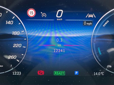 2025 Mercedes-Benz C Class - thumbnail 8