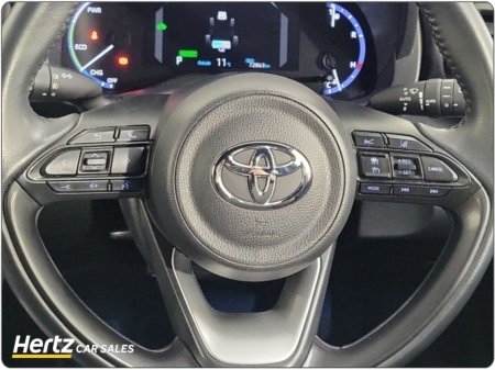 2023 Toyota Yaris Cross DESIGN HEV 1.5 Petrol Automatic €24,995 thumbnail