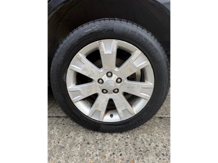 2012 Mitsubishi Outlander - thumbnail 12