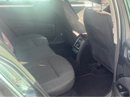 2010 Skoda Superb - thumbnail 6