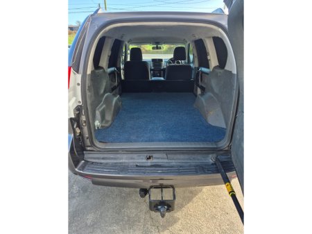 2011 Toyota Landcruiser - thumbnail 13