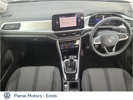 2025 Volkswagen T-Roc - thumbnail 4