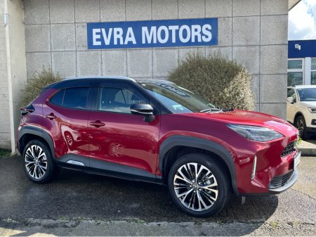 2022 Toyota Yaris Cross - thumbnail 2