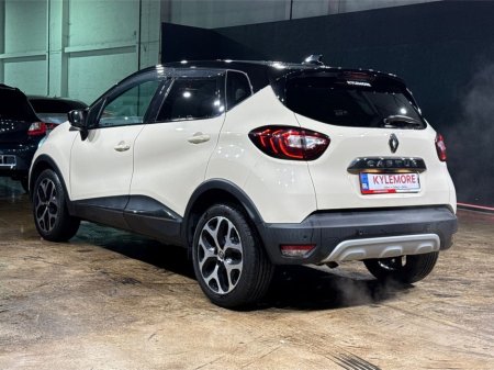2020 Renault Captur WHITE/BLACK TWO TONE - FACTORY ALLOYS - HALF LEATHER - REVERSE CAMERA €16,950 thumbnail