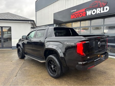 2024 Volkswagen Amarok AVENTURA V6 TDI 4M DC 4MOTION €61,900 thumbnail