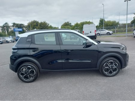 2025 Citroen C3 Plus Puretech 1.2l 100bhp petrol €25,845