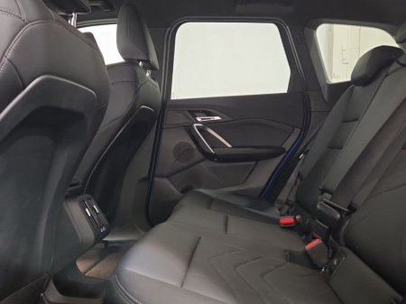 2025 BMW iX1 - thumbnail 11