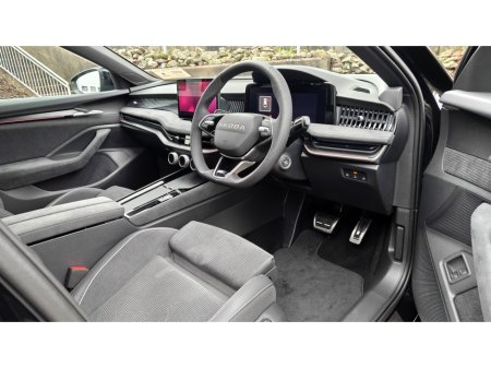 2026 Skoda Superb COMBI SPORTLINE 1.5 PHEV 204 BHP DSG-19" TORCULAR ALLOYS-MASSAGE SEATS-MATRIX LED LIGHTS- €57,950 thumbnail