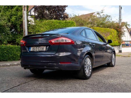 2015 Ford Mondeo ZETEC 1.6 TDCI 115PS 5DR Hatchback with Full Service History €10,750