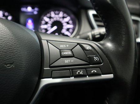 2018 Nissan Qashqai *50* 1.5 DCI N-CONNECTA 5DR 110PS €16,800 thumbnail