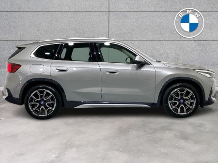 2025 BMW iX1 xDrive30 xLine €50,950 thumbnail